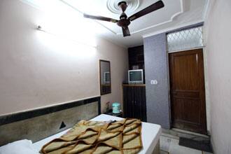 VIP Deluxe Hotel, New Delhi 3